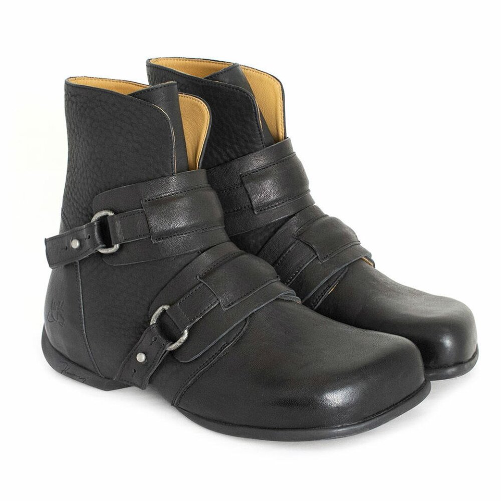 Fluevog Peacemaker Ethel Strapped Leather AnkleBoot M9/W11 Black Like New In Box